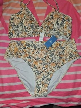 Cupshe Floral High-Waist Bikini Set in Yellow & Cream